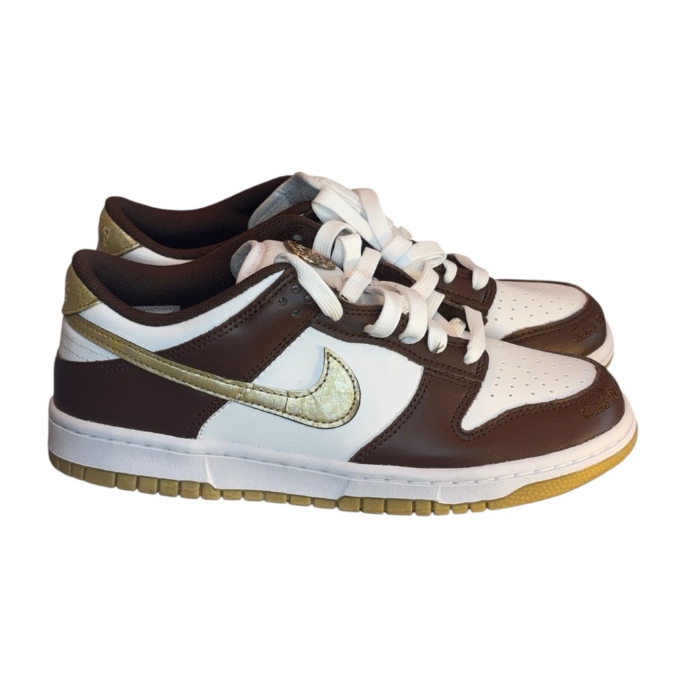 Grade School Nike Dunk Low White/Metallic Gold/Cacao sneakers (Women’s 8 / 6.5Y)